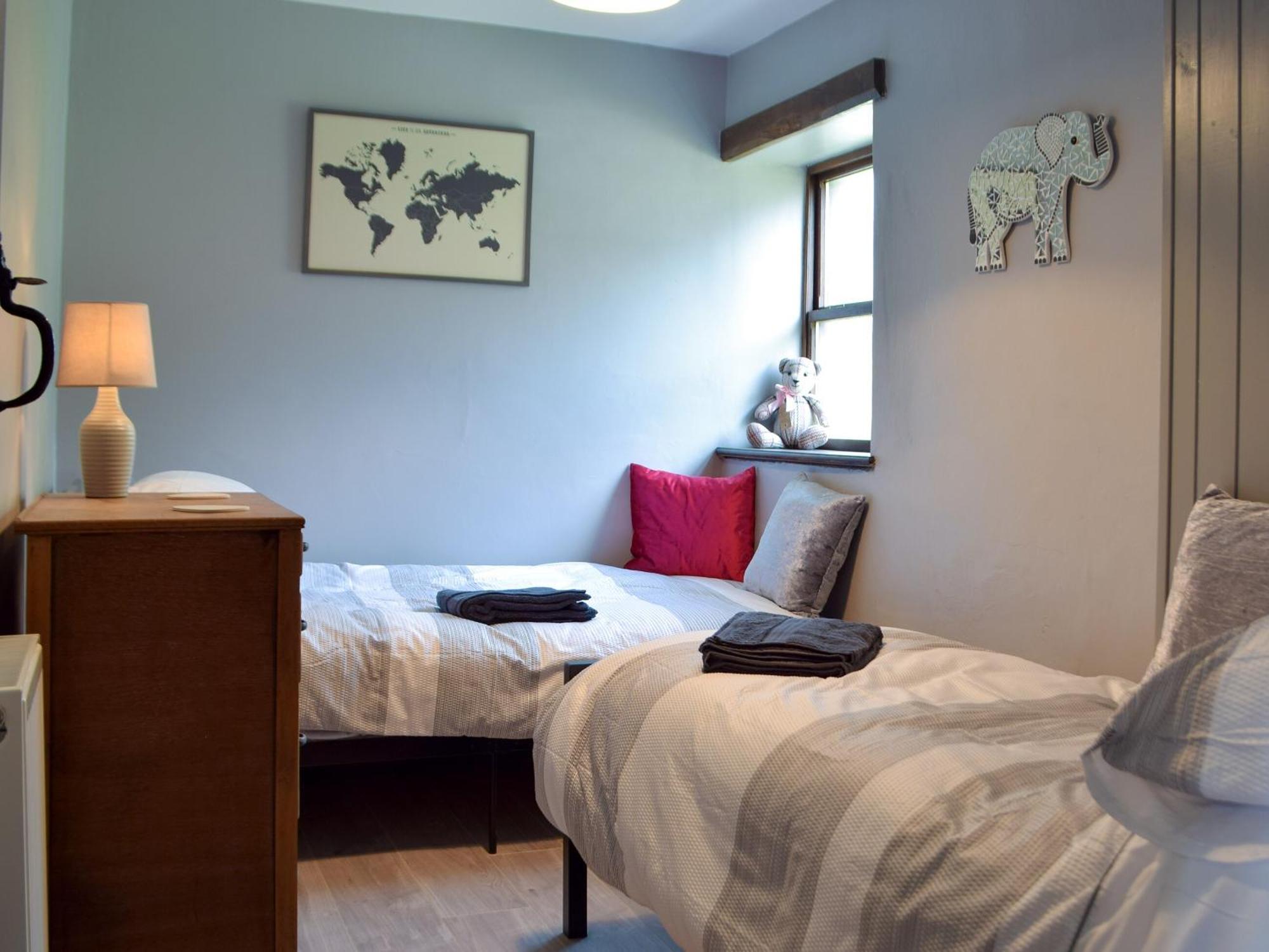 Tynval Holiday home